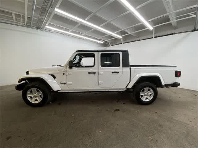 used 2022 Jeep Gladiator car, priced at $27,990