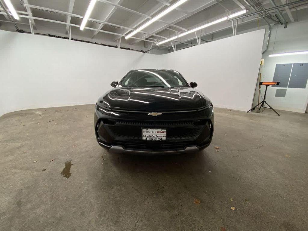 used 2025 Chevrolet Equinox EV car, priced at $24,990