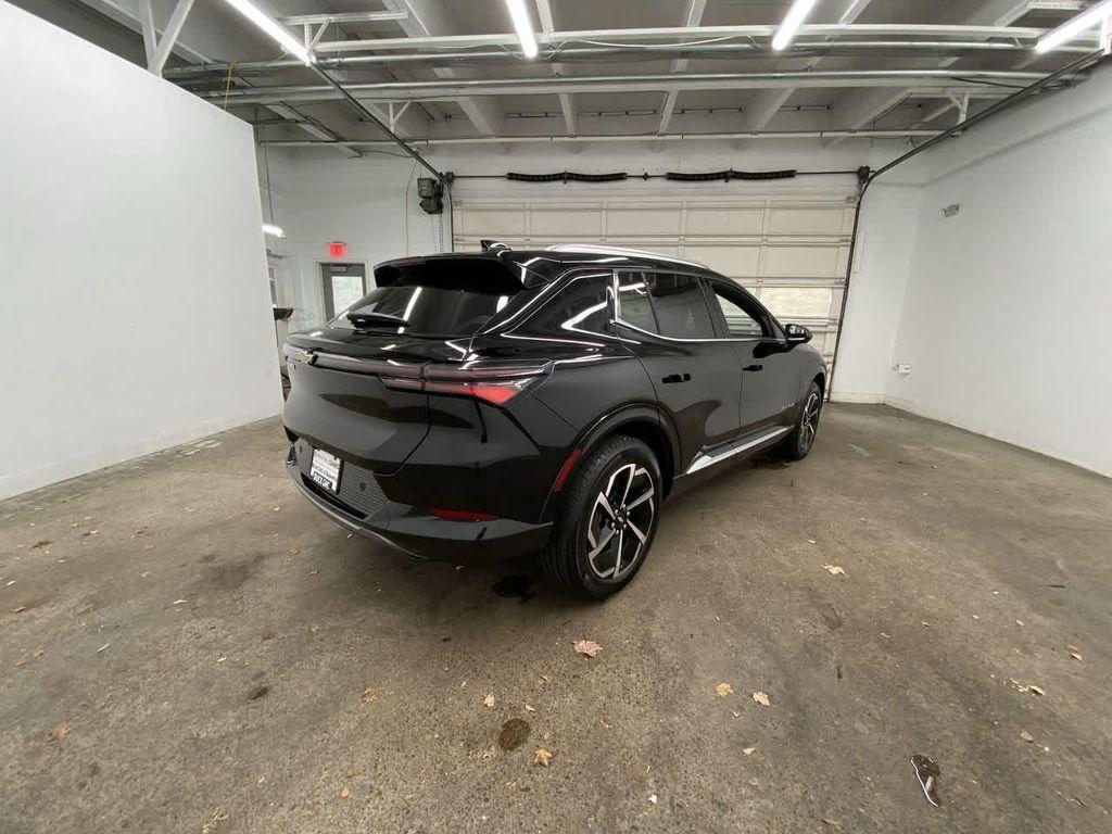 used 2025 Chevrolet Equinox EV car, priced at $24,990