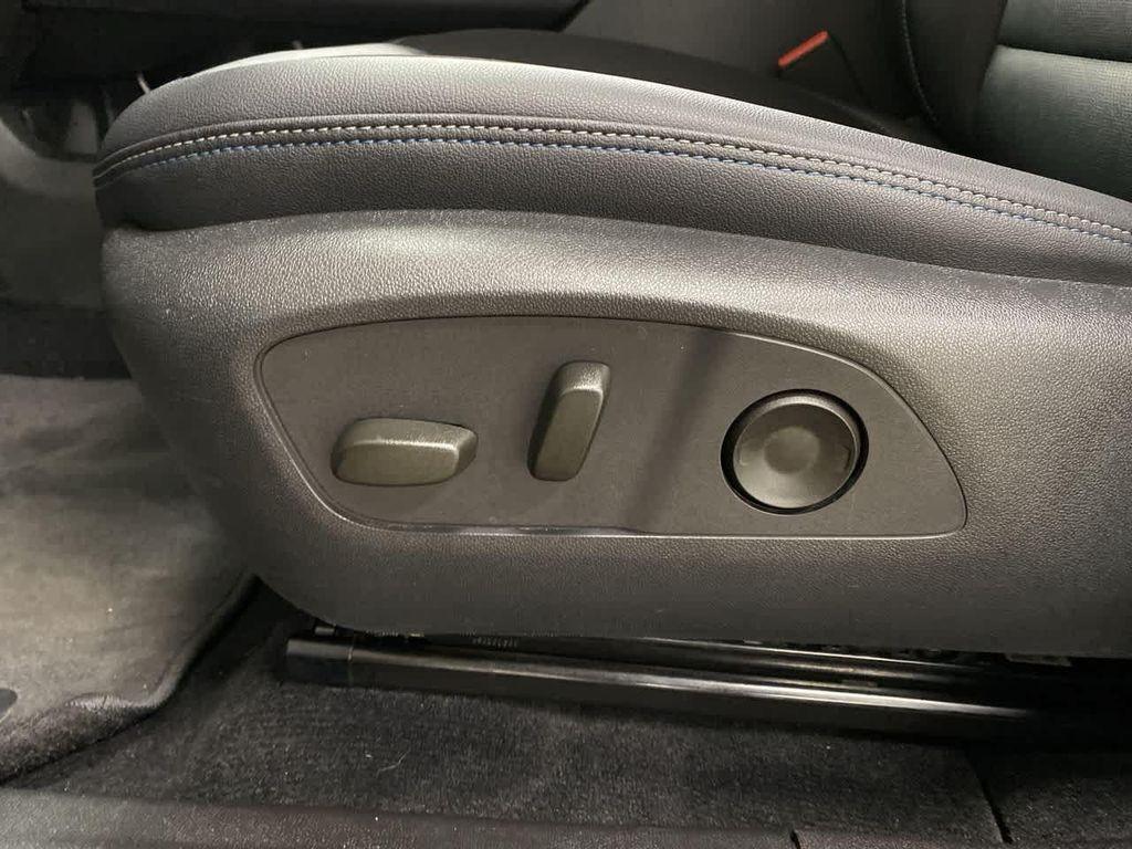 used 2025 Chevrolet Equinox EV car, priced at $24,990