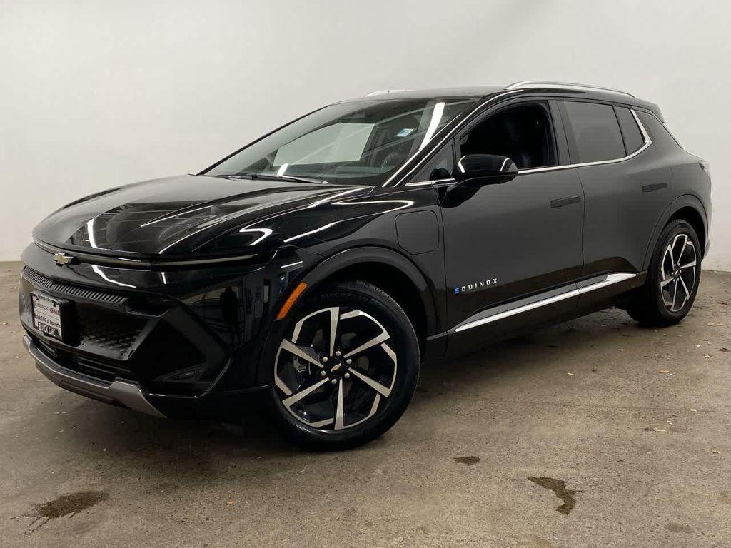used 2025 Chevrolet Equinox EV car, priced at $24,990