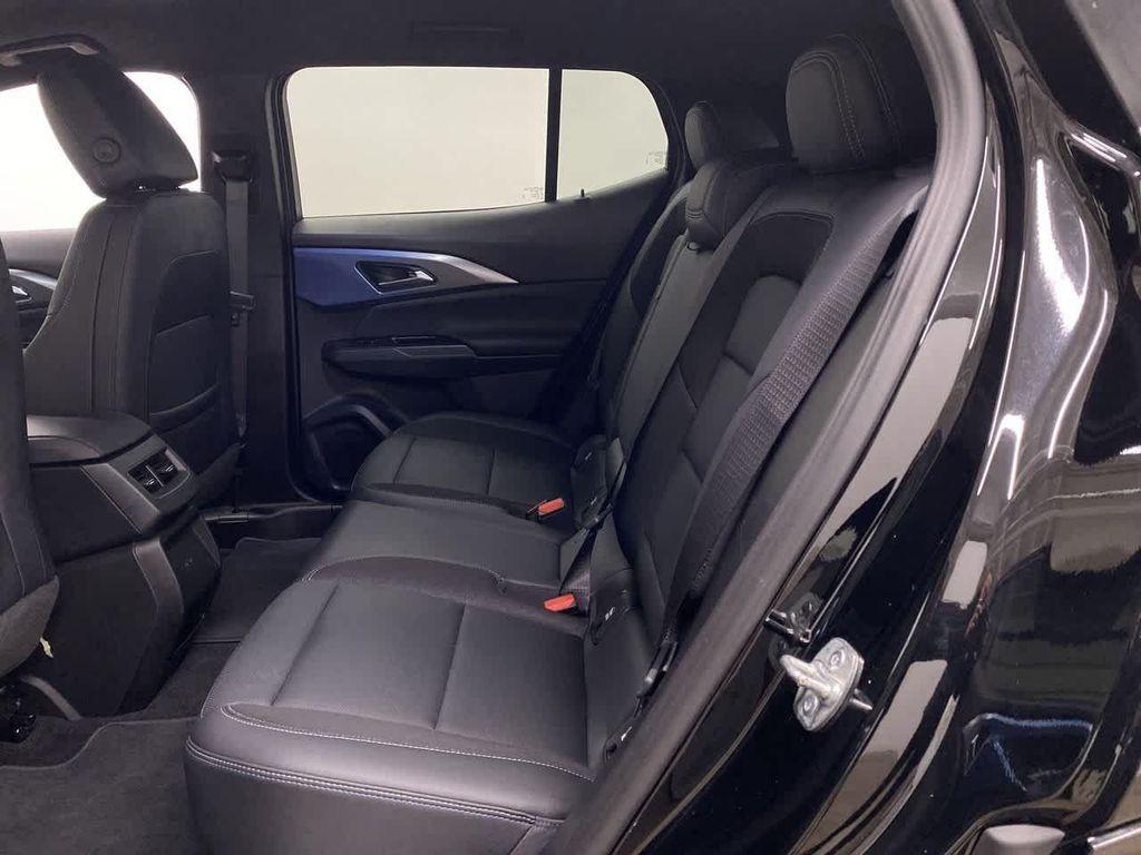 used 2025 Chevrolet Equinox EV car, priced at $24,990