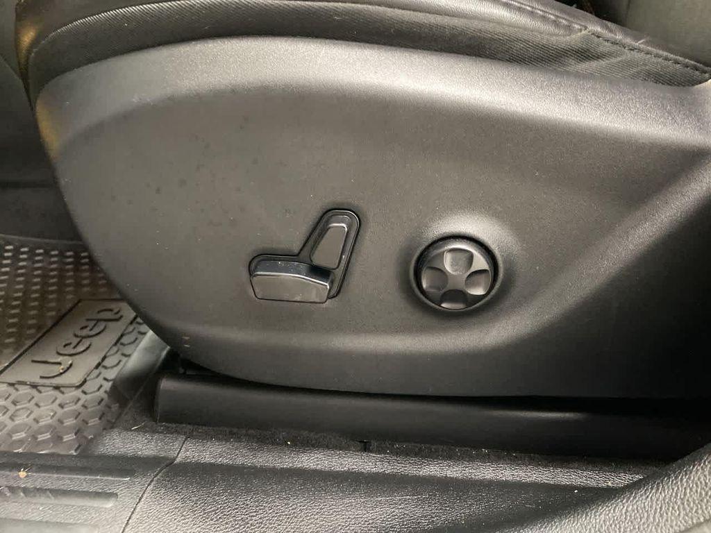 used 2019 Jeep Cherokee car, priced at $17,990
