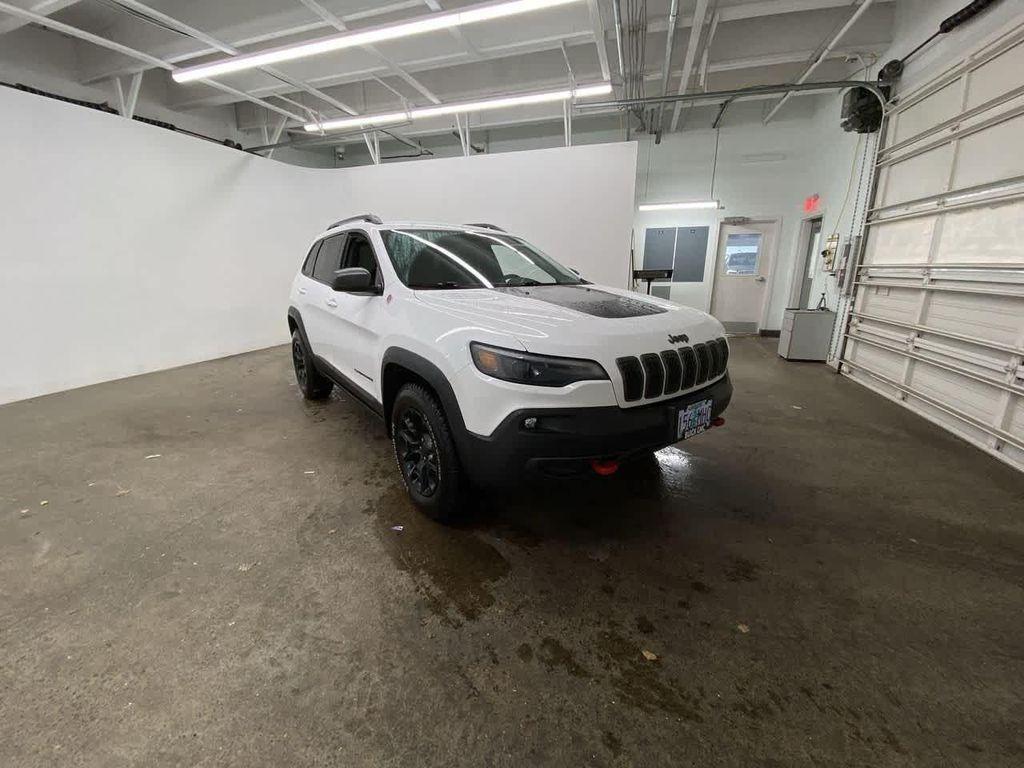 used 2019 Jeep Cherokee car, priced at $17,990