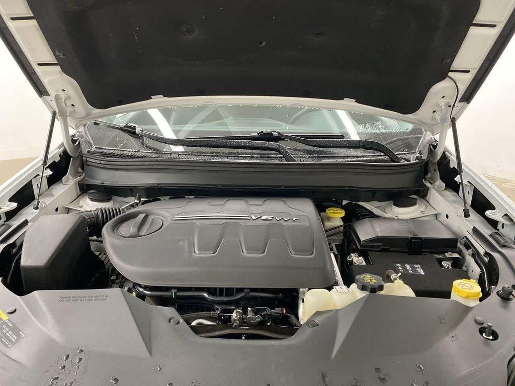 used 2019 Jeep Cherokee car, priced at $17,990