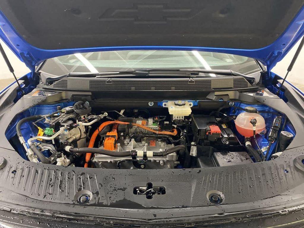 used 2024 Chevrolet Equinox EV car, priced at $27,990