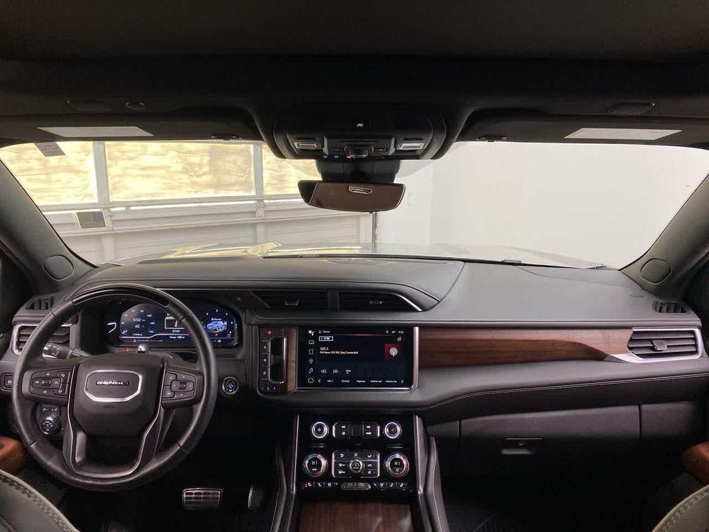 used 2024 GMC Yukon car, priced at $81,990