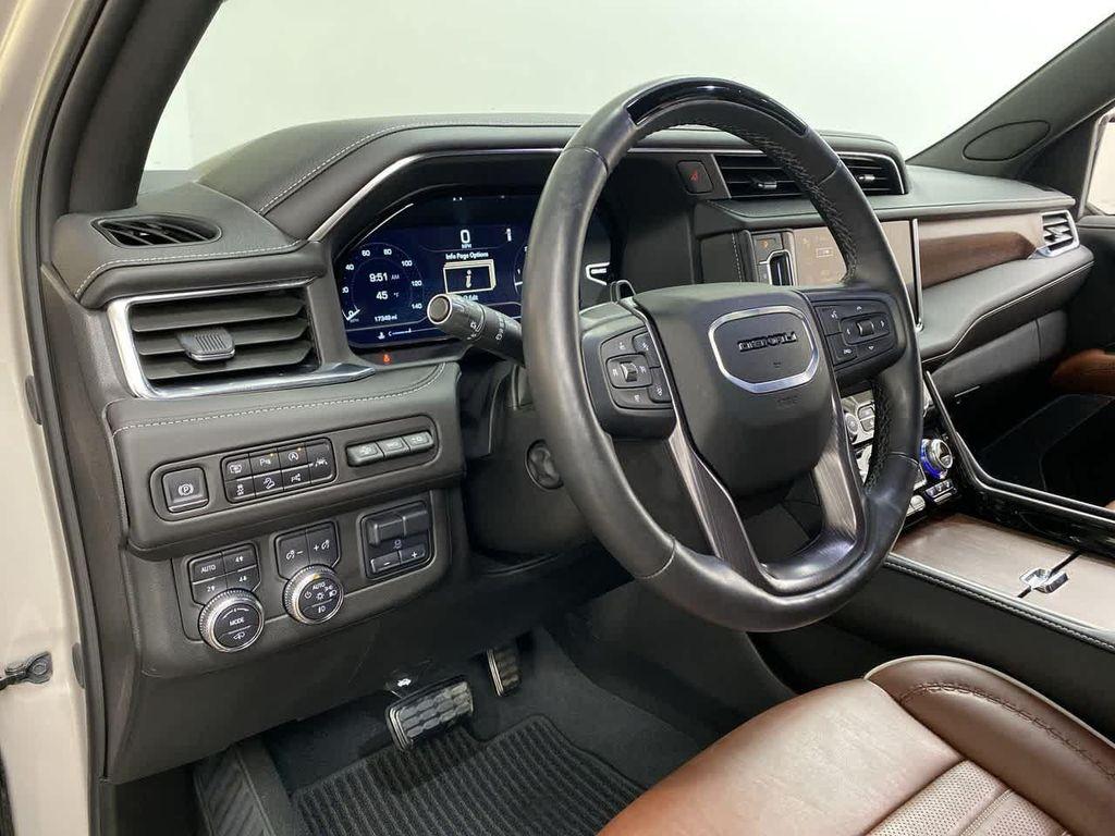 used 2024 GMC Yukon car, priced at $81,990