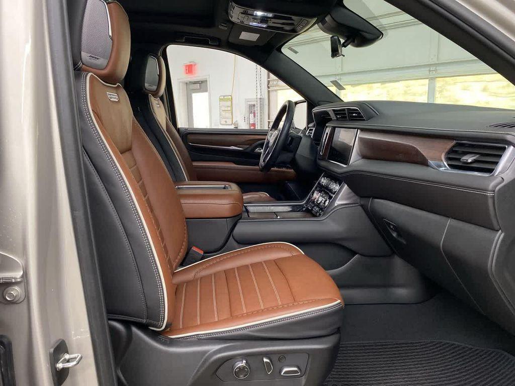 used 2024 GMC Yukon car, priced at $81,990