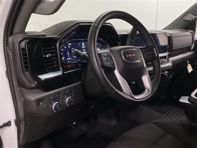 used 2024 GMC Sierra 1500 car, priced at $45,990