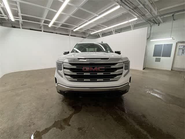 used 2024 GMC Sierra 1500 car, priced at $45,990