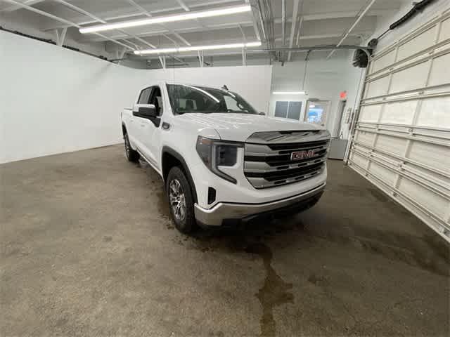 used 2024 GMC Sierra 1500 car, priced at $45,990