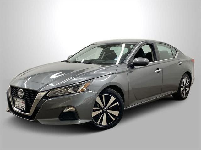used 2022 Nissan Altima car, priced at $15,990