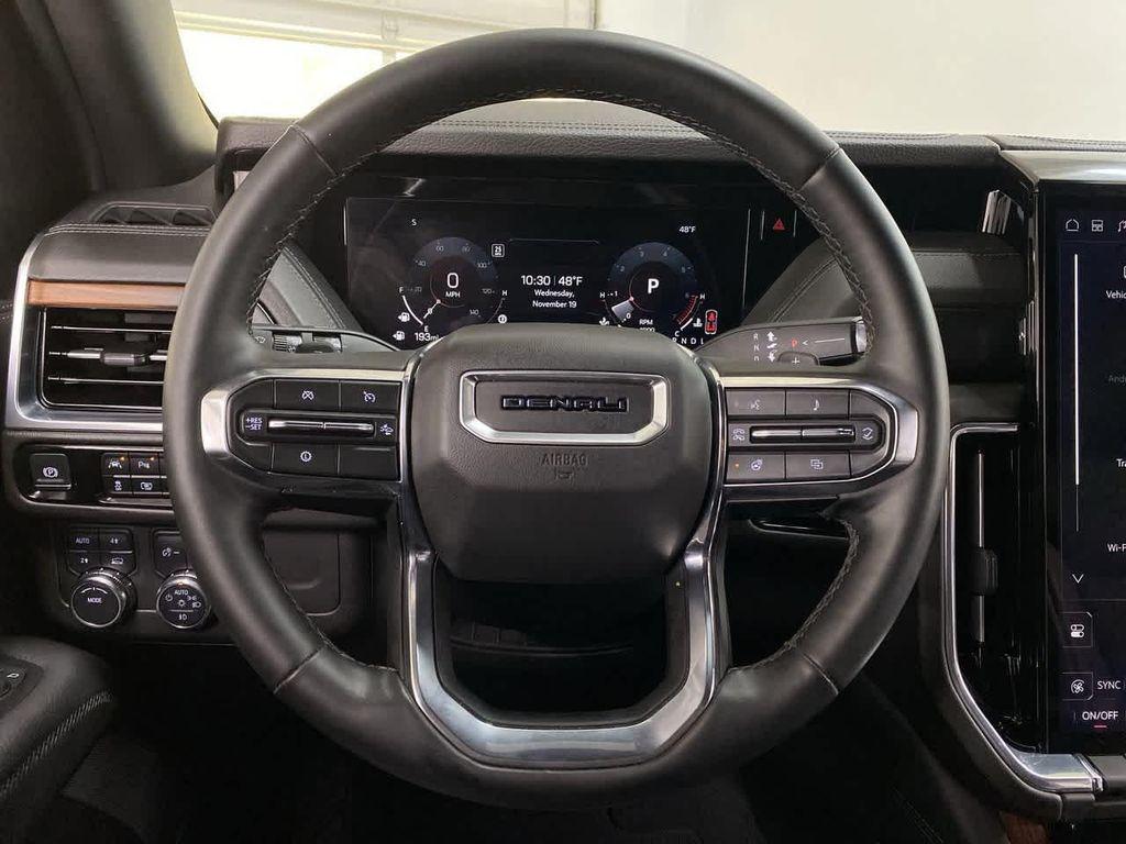 used 2025 GMC Yukon XL car, priced at $74,990