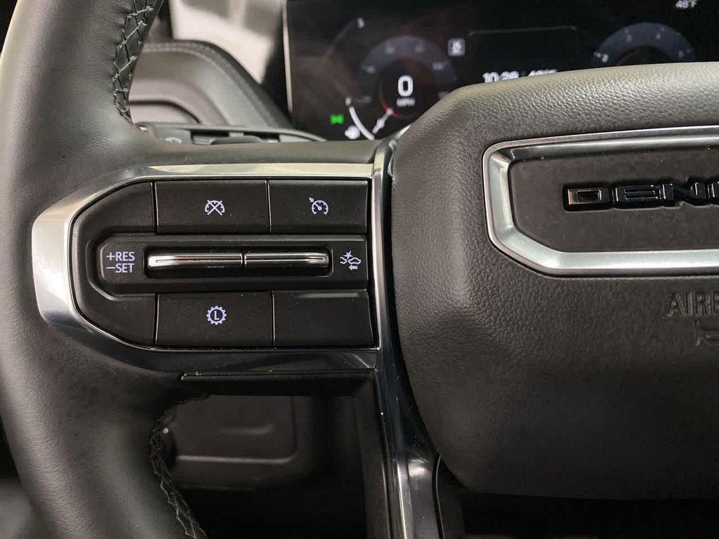 used 2025 GMC Yukon XL car, priced at $74,990