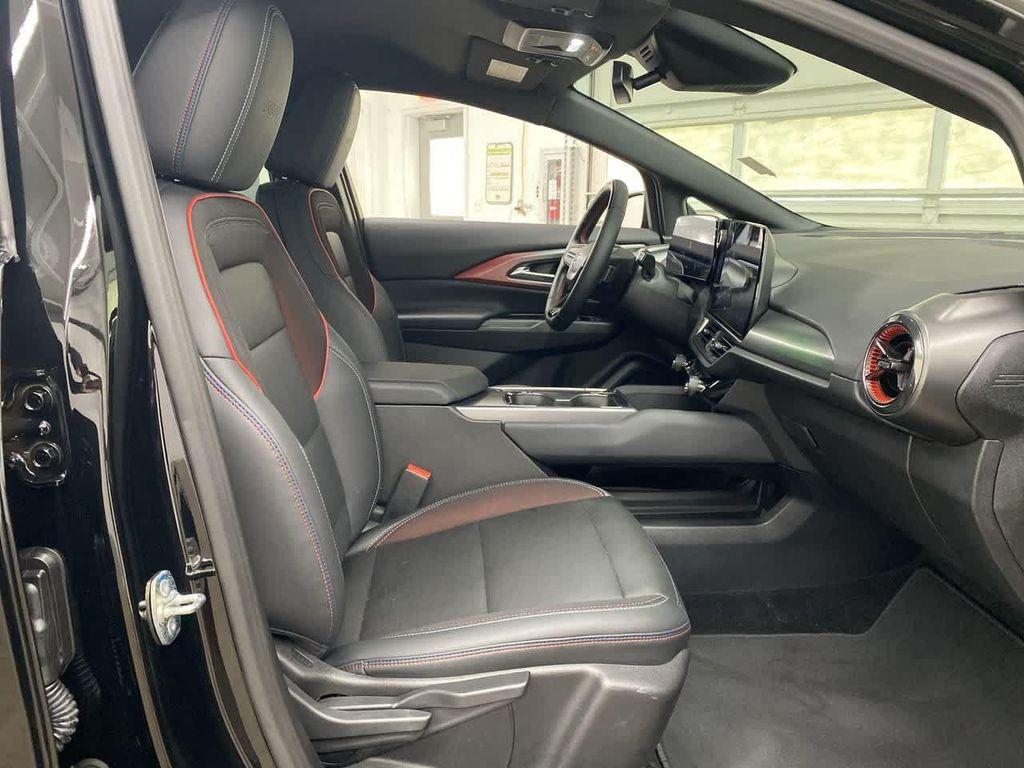 used 2024 Chevrolet Equinox EV car, priced at $27,490