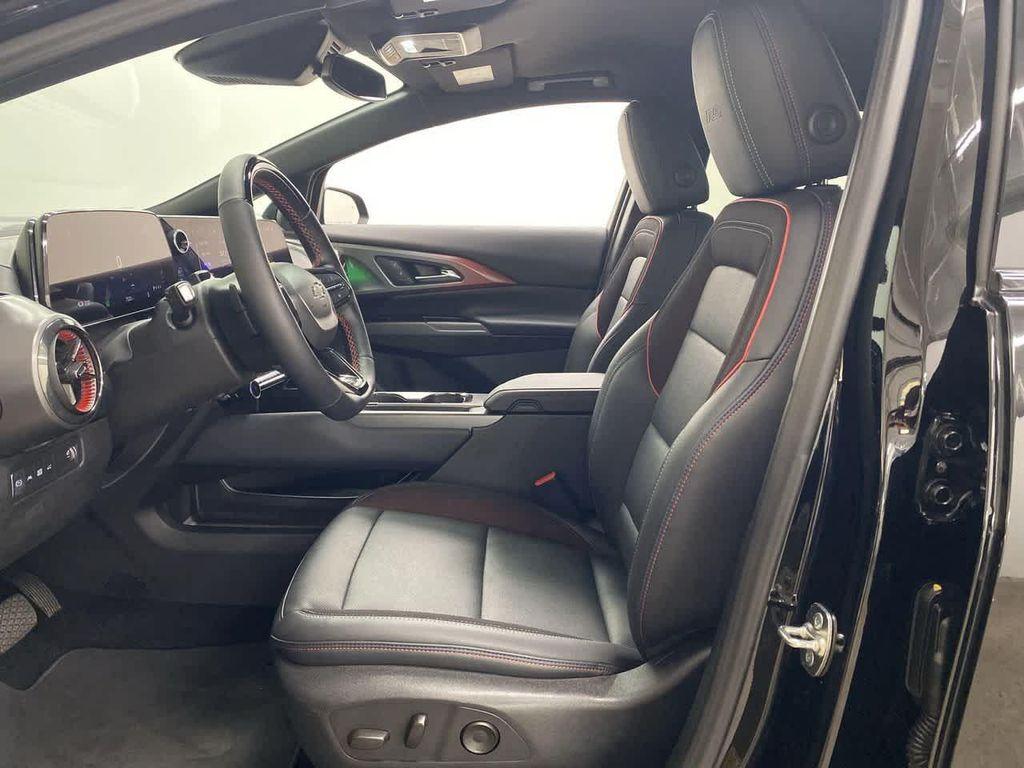 used 2024 Chevrolet Equinox EV car, priced at $27,490