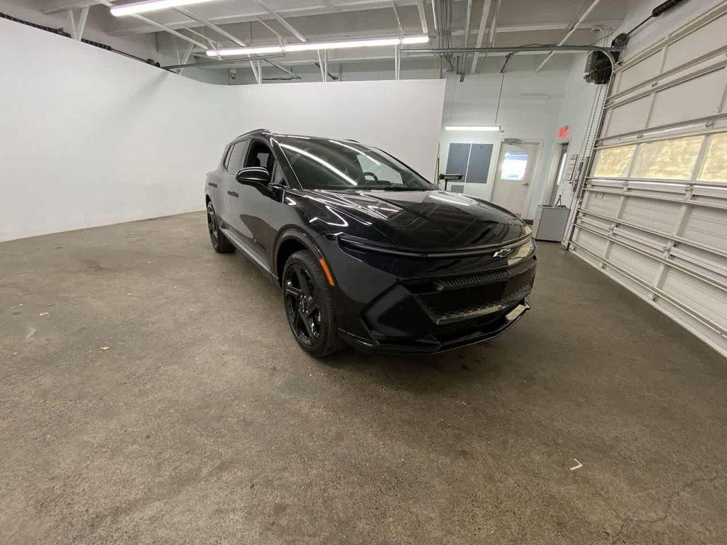 used 2024 Chevrolet Equinox EV car, priced at $27,490