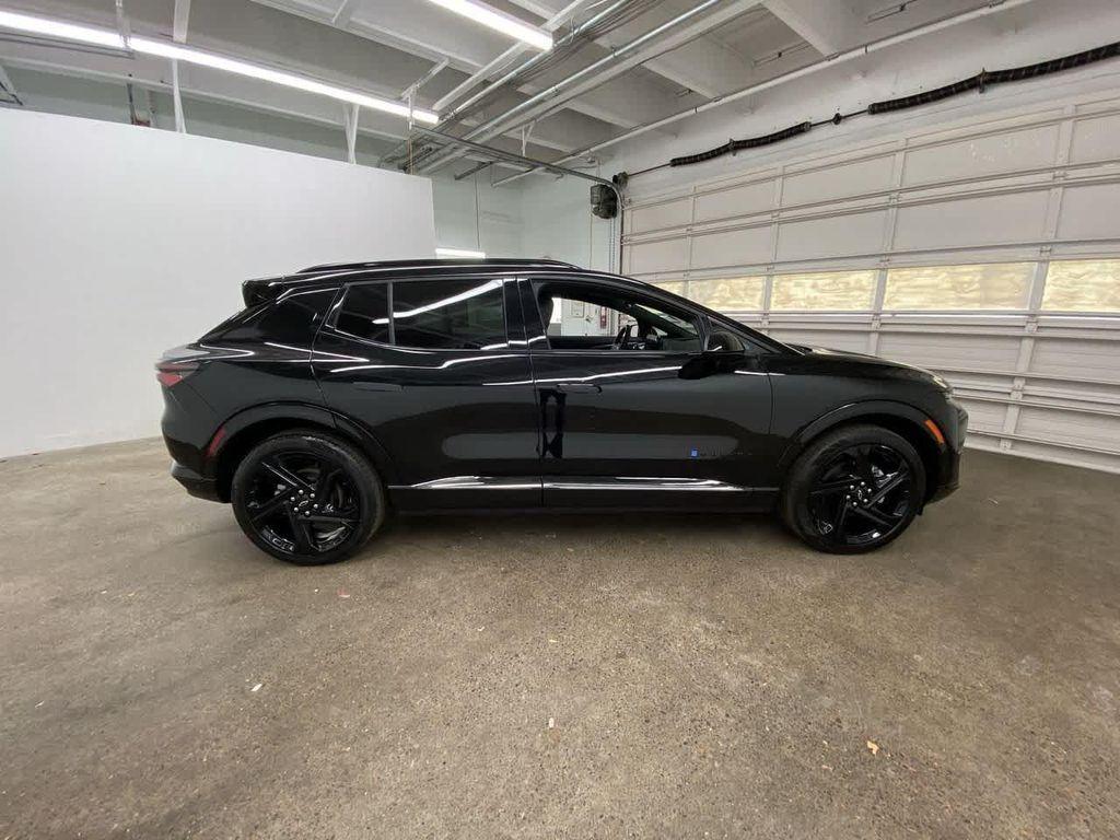 used 2024 Chevrolet Equinox EV car, priced at $27,490