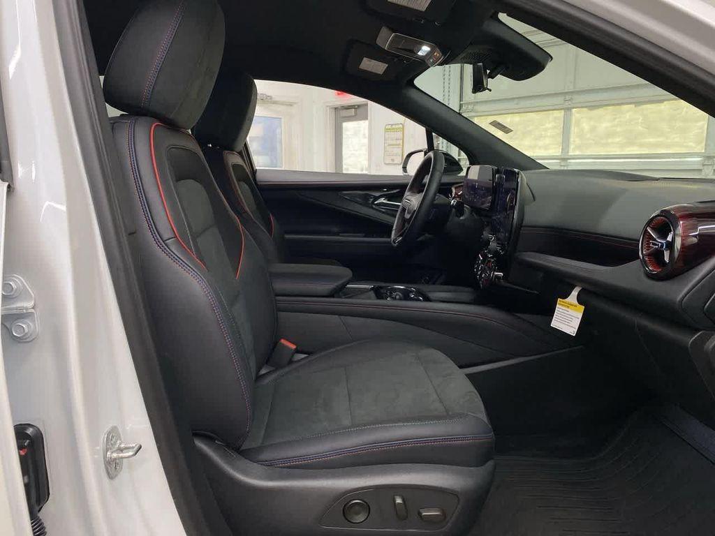 used 2024 Chevrolet Blazer EV car, priced at $28,990