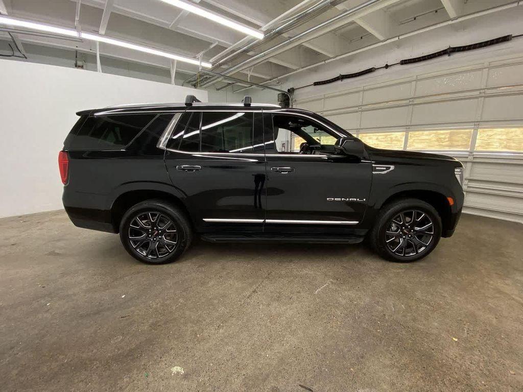 used 2024 GMC Yukon car, priced at $69,990