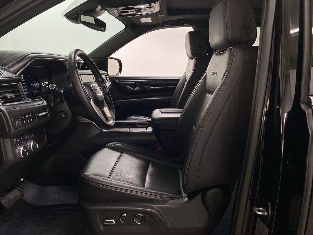 used 2024 GMC Yukon car, priced at $69,990