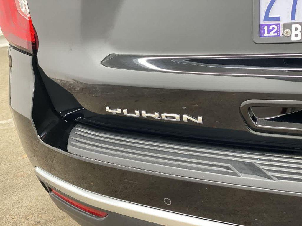 used 2024 GMC Yukon car, priced at $69,990