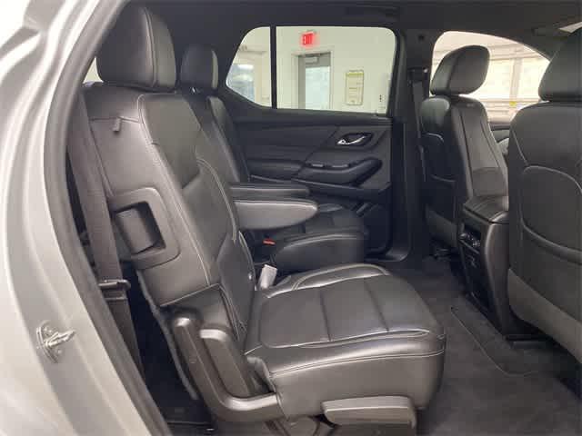 used 2022 Chevrolet Traverse car, priced at $24,990