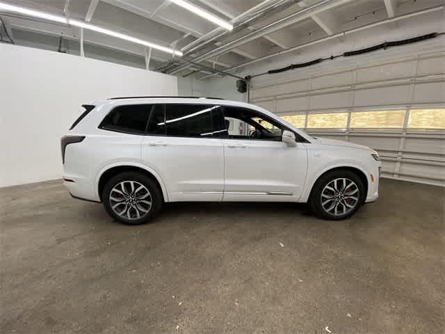 used 2024 Cadillac XT6 car, priced at $49,990