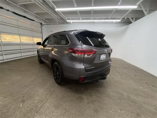 used 2019 Toyota Highlander car, priced at $26,990