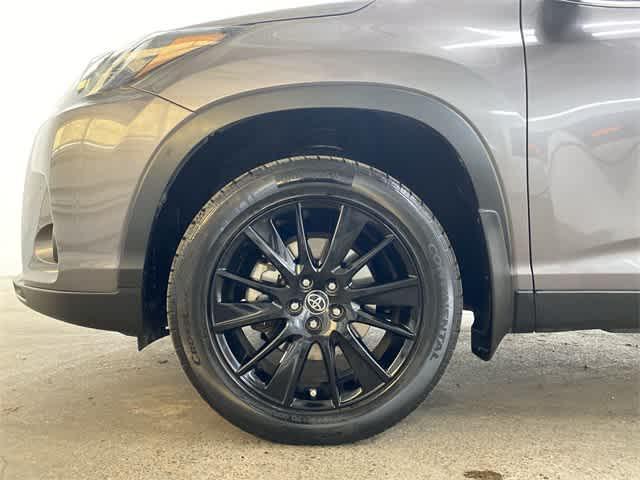 used 2019 Toyota Highlander car, priced at $26,990