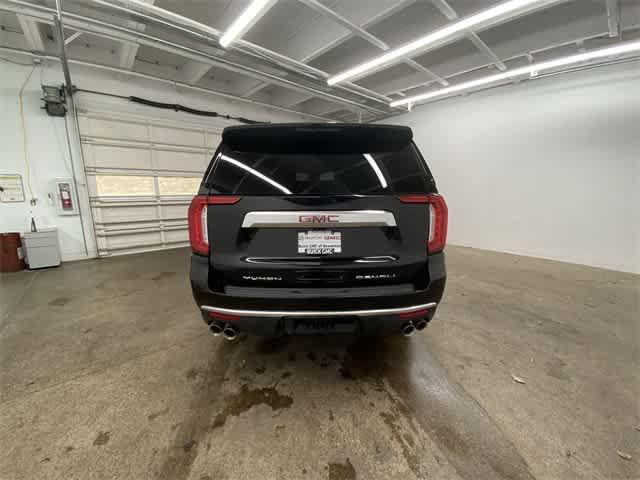 used 2024 GMC Yukon car, priced at $77,990