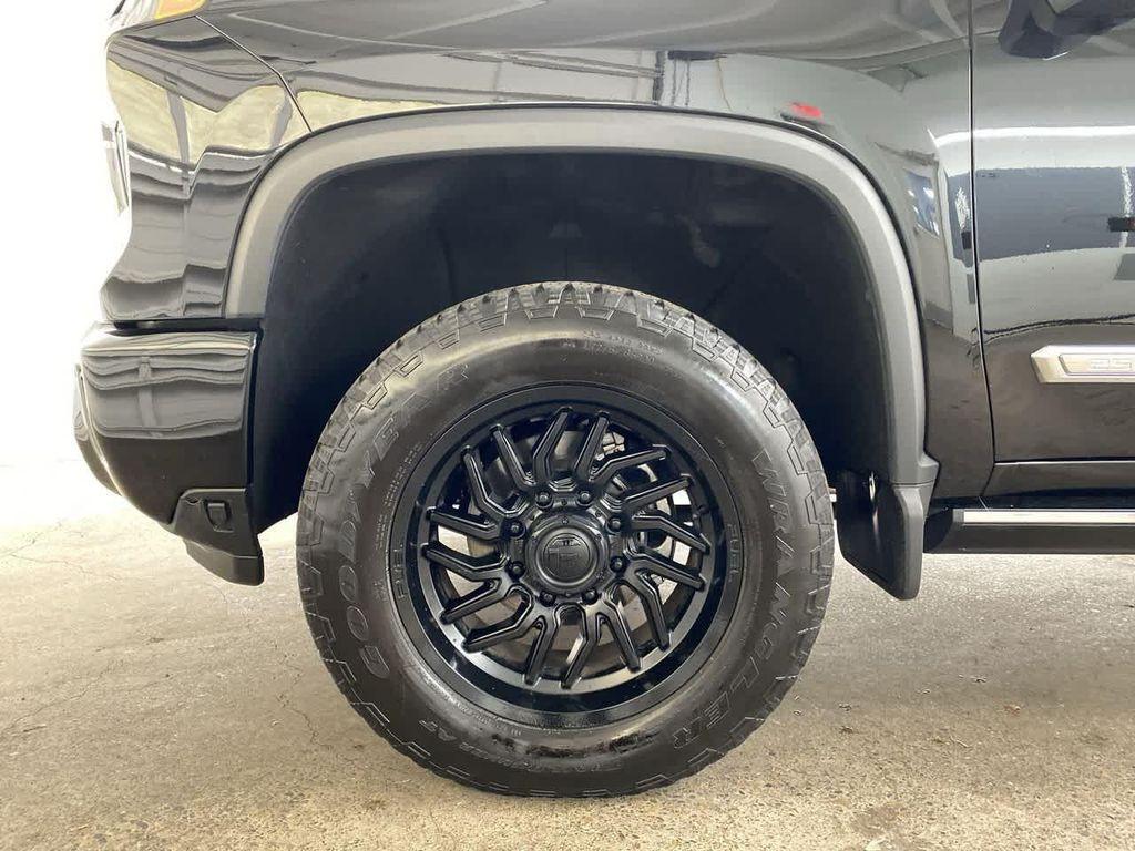 used 2024 Chevrolet Silverado 2500 car, priced at $69,990