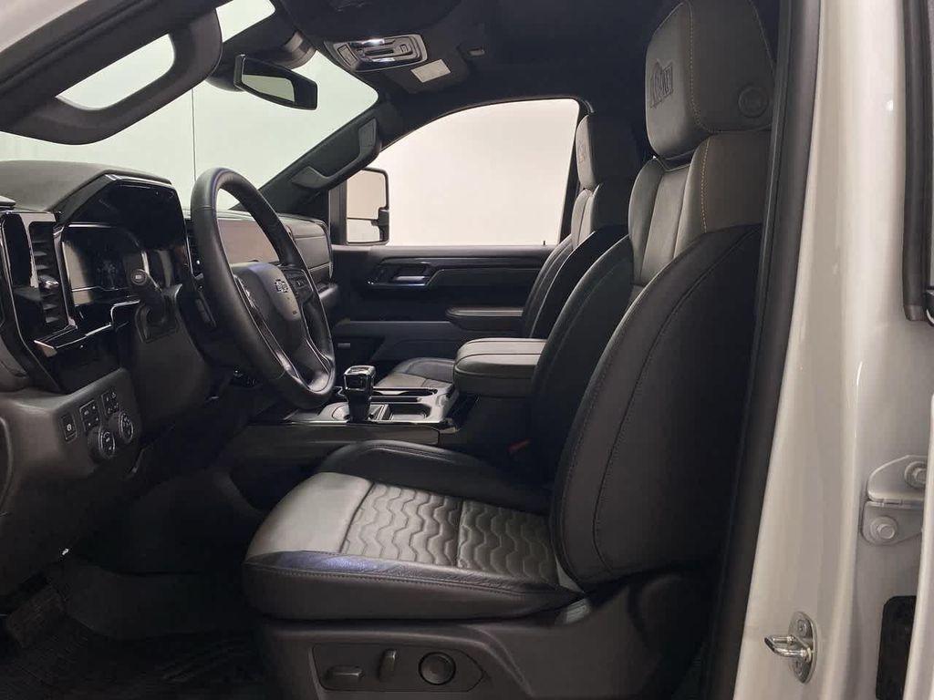 used 2024 Chevrolet Silverado 1500 car, priced at $61,990