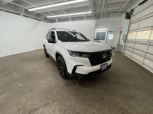 used 2025 Honda Pilot car, priced at $49,990