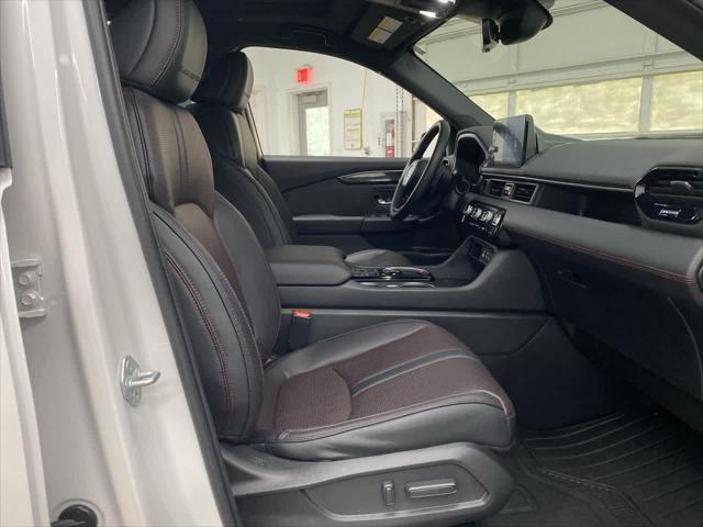 used 2025 Honda Pilot car, priced at $49,990