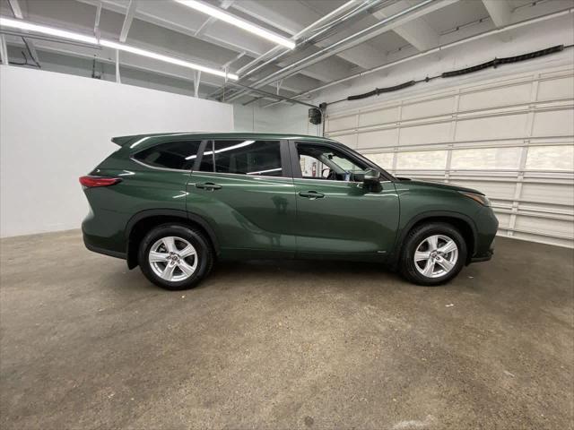 used 2023 Toyota Highlander Hybrid car, priced at $34,990