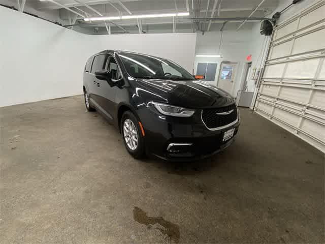 used 2023 Chrysler Pacifica car, priced at $21,990