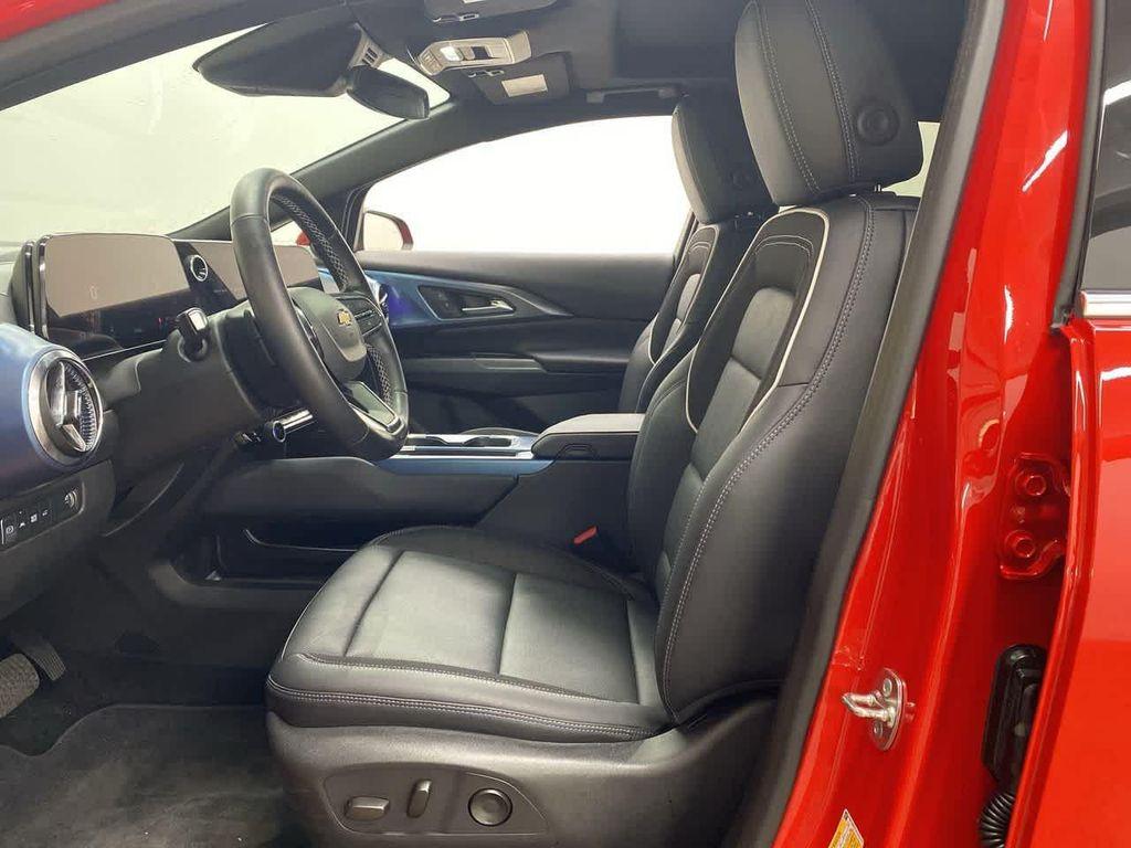 used 2024 Chevrolet Equinox EV car, priced at $28,990