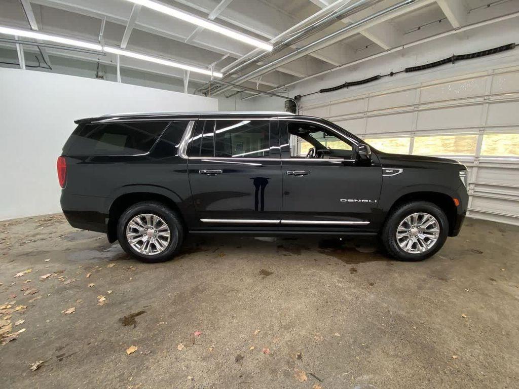 used 2022 GMC Yukon XL car, priced at $54,990