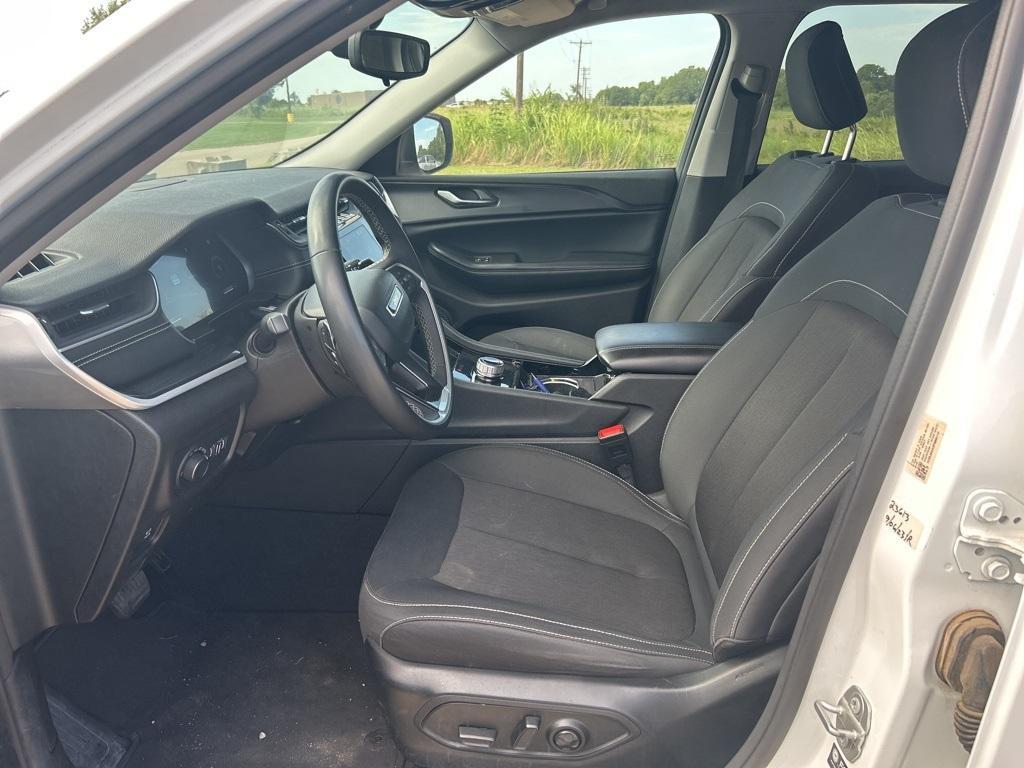 used 2023 Jeep Grand Cherokee L car, priced at $25,000
