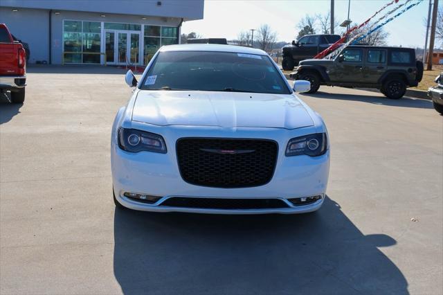 used 2022 Chrysler 300 car, priced at $32,888