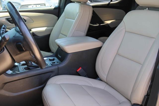 used 2022 Chevrolet Traverse car, priced at $24,888
