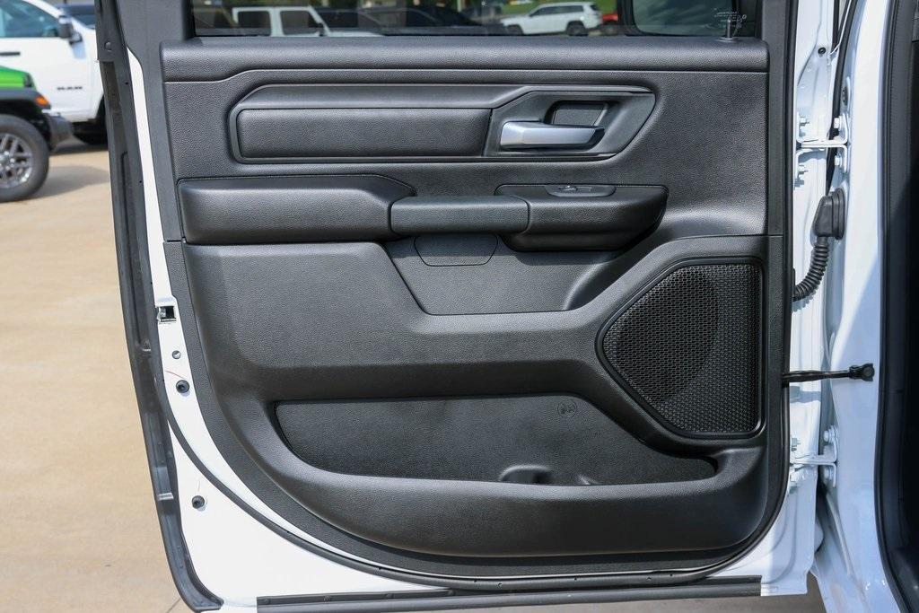 new 2025 Ram 1500 car, priced at $46,874