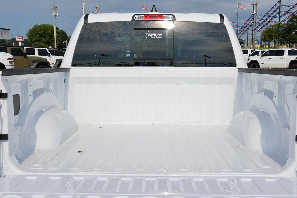 new 2025 Ram 1500 car, priced at $46,874