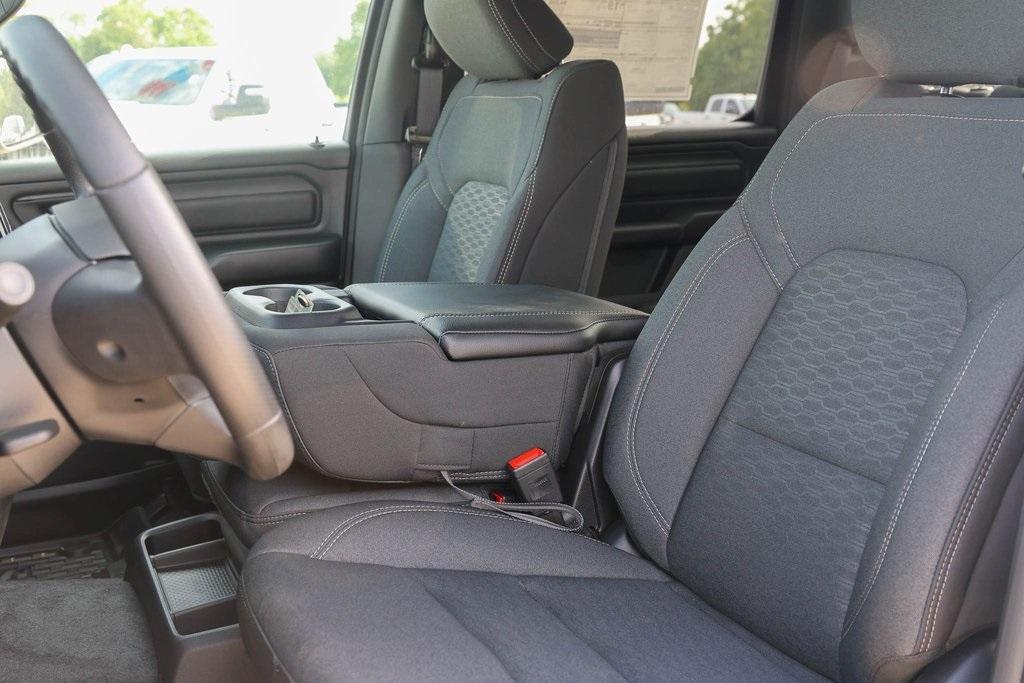 new 2025 Ram 1500 car, priced at $46,874