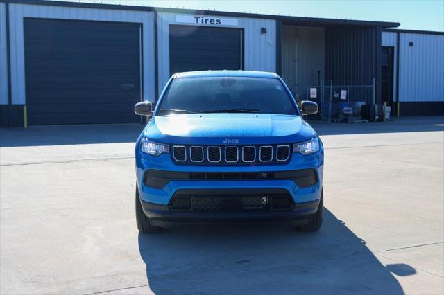 new 2025 Jeep Compass car, priced at $25,990