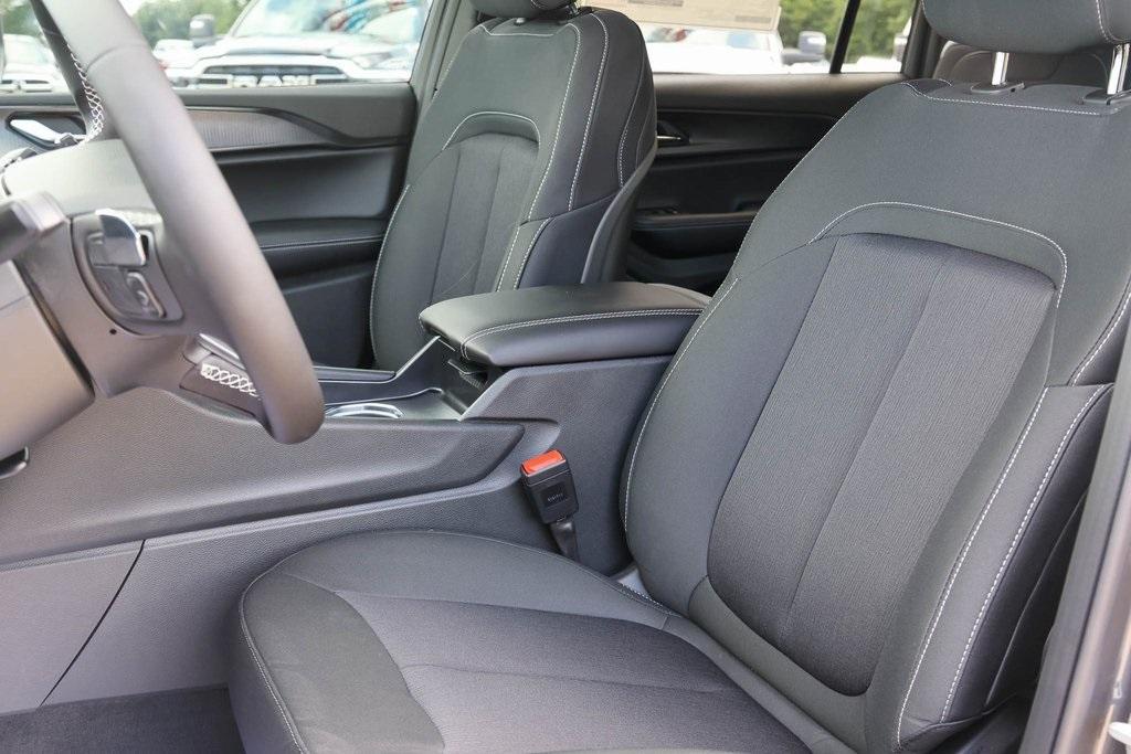 new 2025 Jeep Grand Cherokee L car, priced at $38,830