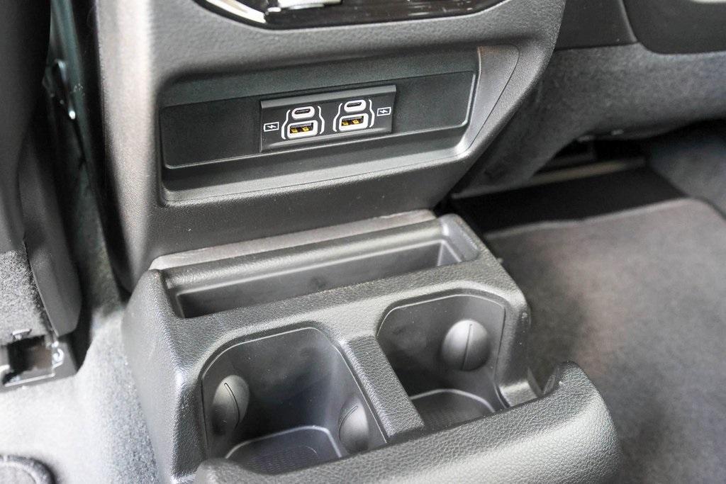new 2025 Jeep Grand Cherokee L car, priced at $38,830