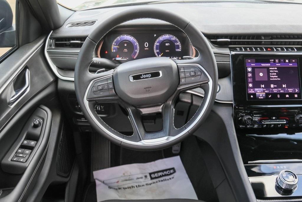 new 2025 Jeep Grand Cherokee L car, priced at $38,830
